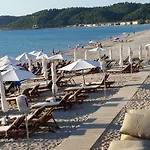 Modern 100m. From The Sea Skala Fourkas