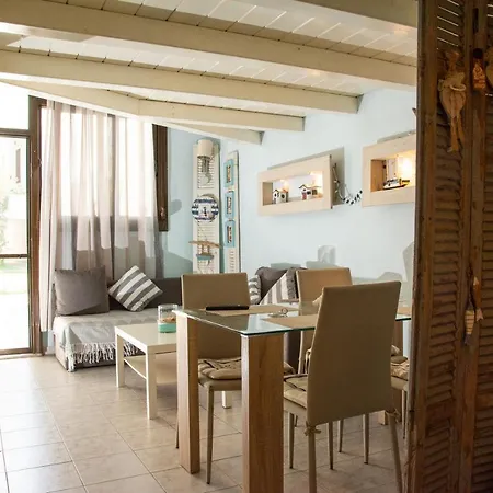 Modern 100m. From The Sea * Skala Fourkas