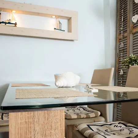 Modern 100m. From The Sea شقة *