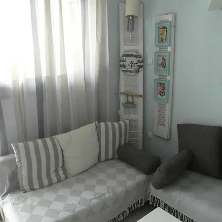 Modern 100m. From The Sea * Skala Fourkas