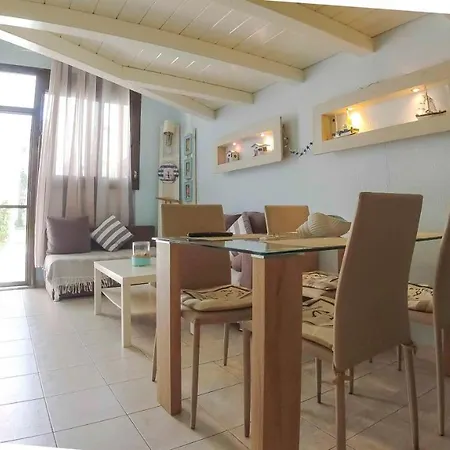 Apartmán Modern 100m. From The Sea