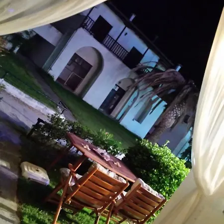 Modern 100m. From The Sea * Скала-Фуркас