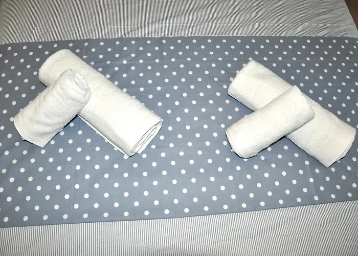 Modern 100m. From The Sea 公寓 *