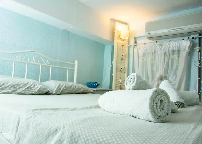 Modern 100m. From The Sea 公寓 Skála Foúrkas