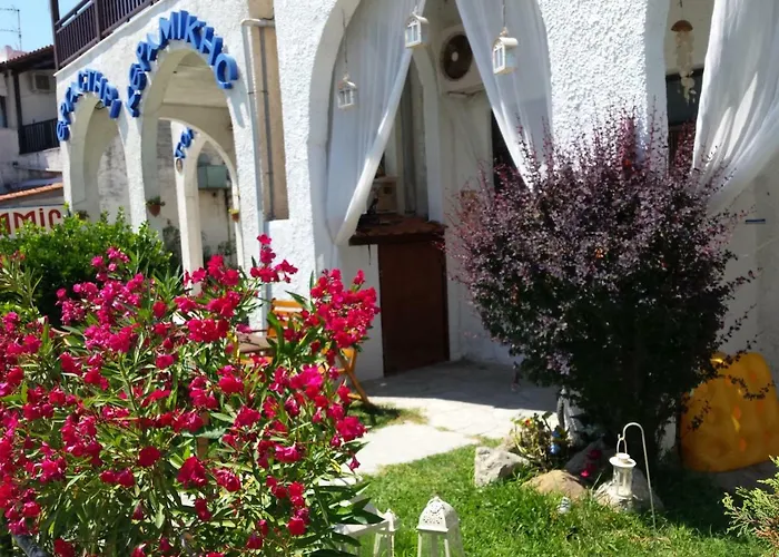 Modern 100m. From The Sea 公寓 Skála Foúrkas